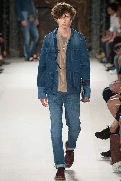 Look 68